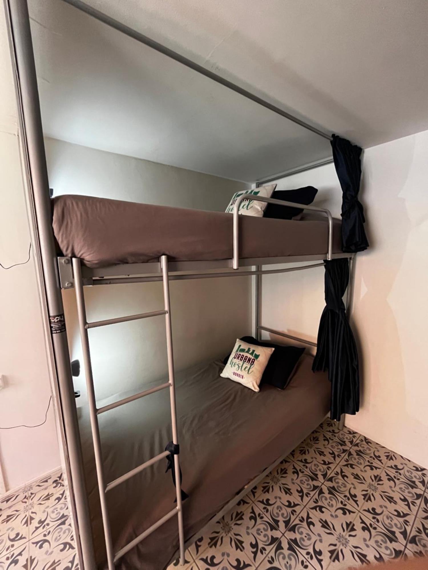 בוגוטה Urbana Hostel חדר תמונה