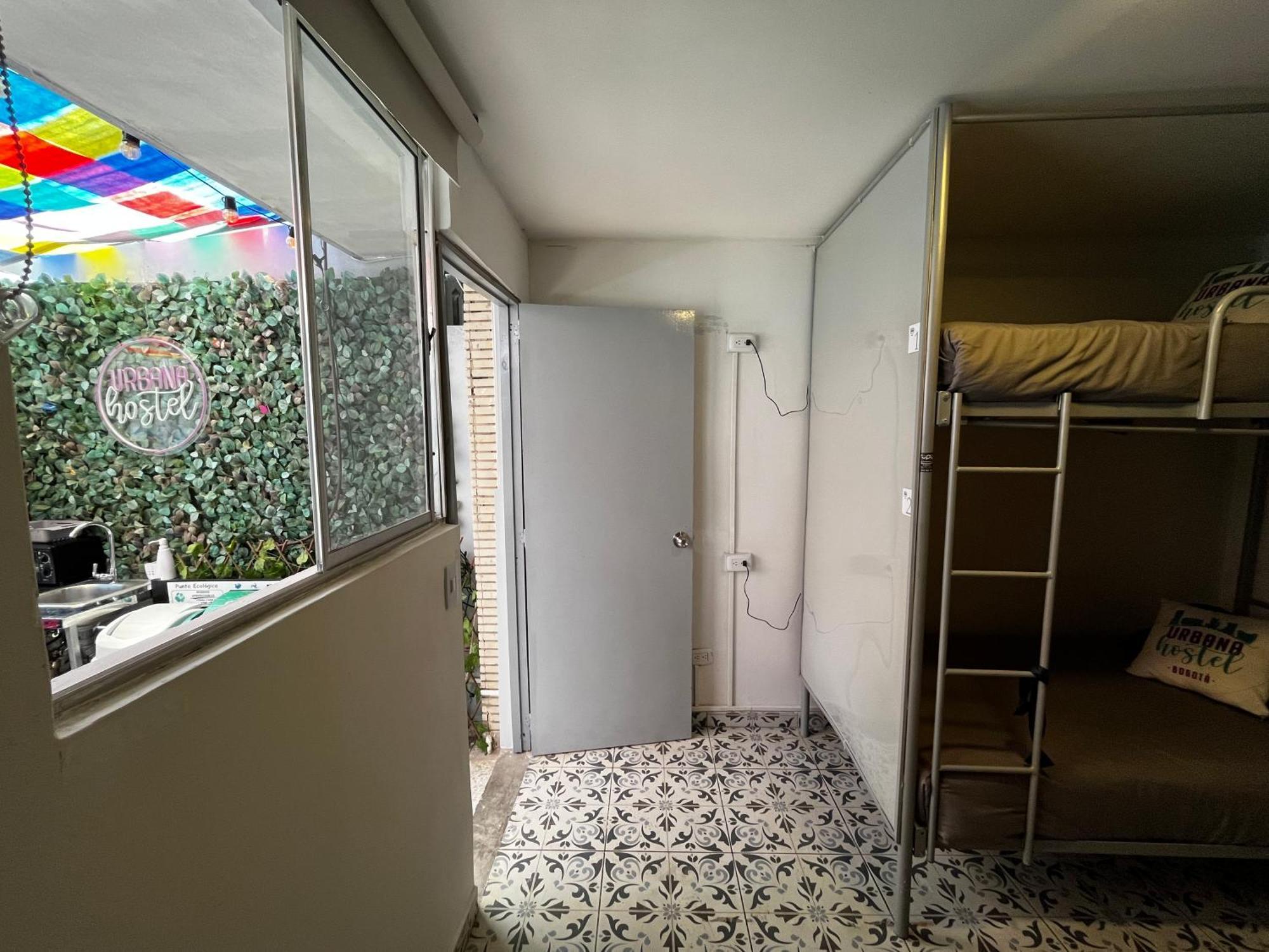 בוגוטה Urbana Hostel חדר תמונה