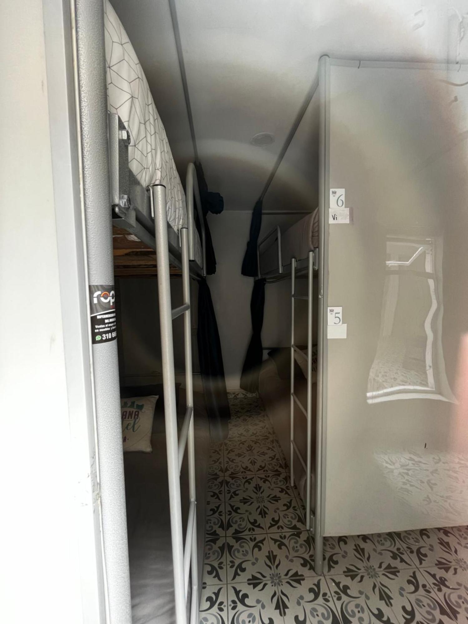 בוגוטה Urbana Hostel חדר תמונה